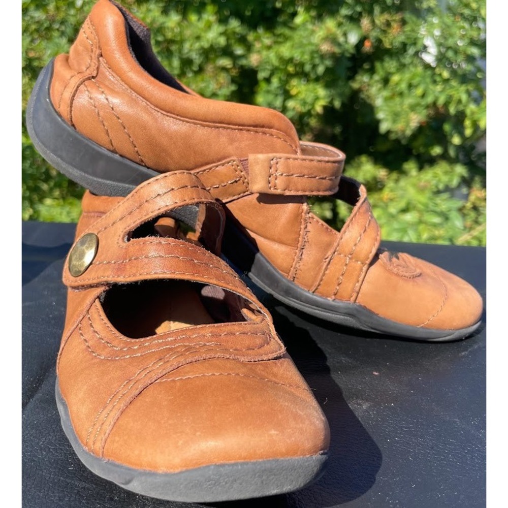 Clarks Artisan Mary Jane Shoes Womens 7.5 M Brown Leather Strap 26066512